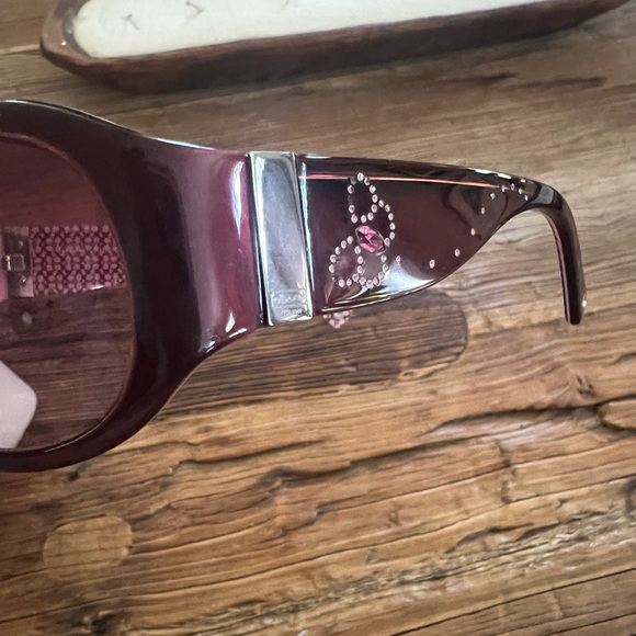 COACH SUNGLASSES BURGANDY “Susie” with pink accent - Picture 11 of 16